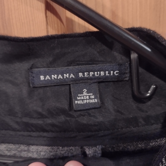 Women's Banana Republic wool skirt size 2 - Picture 3 of 4